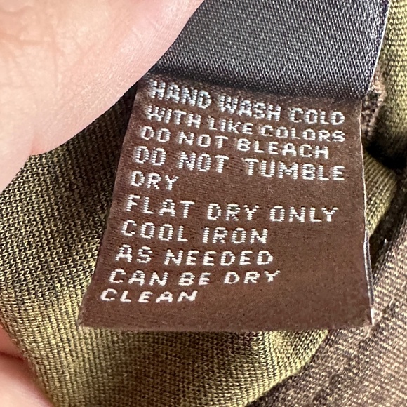 Excellent J. McLaughlin Flat Front 4 Way Stretch Brown Slim Pants Size 4 - Picture 7 of 7